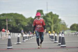 BIB: 0220
                            <button type="button" onclick="openModal(4943969)" class="btn btn-primary btn-sm float-right btn-popup" data-toggle="modal" data-target=".modal-high-quality">
                        <i class="fas fa-shopping-cart"></i> Add to Cart
                    </button>
                                            <button type="button" onclick="isThisMe(4943969, true)" class="btn btn-success btn-sm float-right btn-popup btn-isme hidden" data-toggle="tooltip" data-placement="bottom" title="นี่คือรูปของคุณใช่ไหม คลิกที่นี่เพื่อเอาเข้าอัลบั้ม">
                        <i class="fas fa-plus"></i> Add to album
                    </button>
                    <button type="button" onclick="isThisMe(4943969, false)" class="btn btn-warning btn-sm float-right btn-popup btn-isnotme hidden">
                        <i class="fas fa-ban"></i> Remove from album
                    </button>